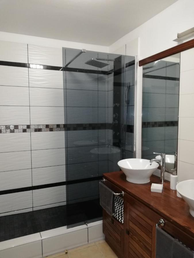 Appartement Meuble De Tourisme 圣皮埃尔 外观 照片