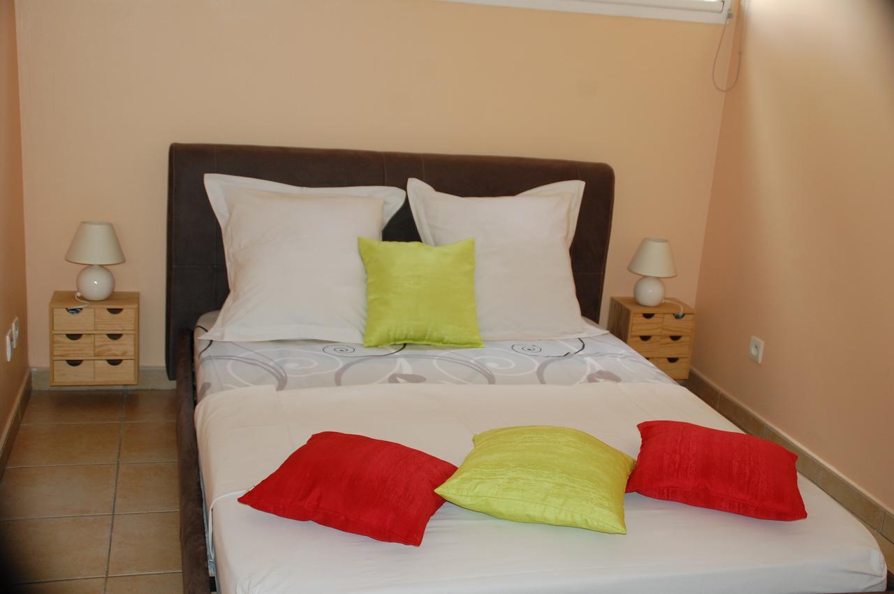 Appartement Meuble De Tourisme 圣皮埃尔 外观 照片