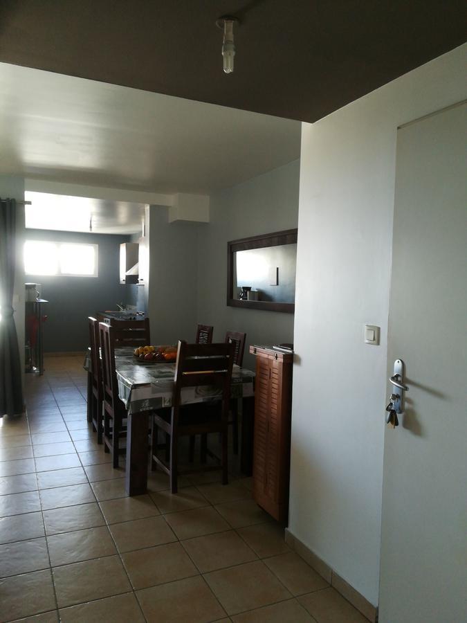 Appartement Meuble De Tourisme 圣皮埃尔 外观 照片