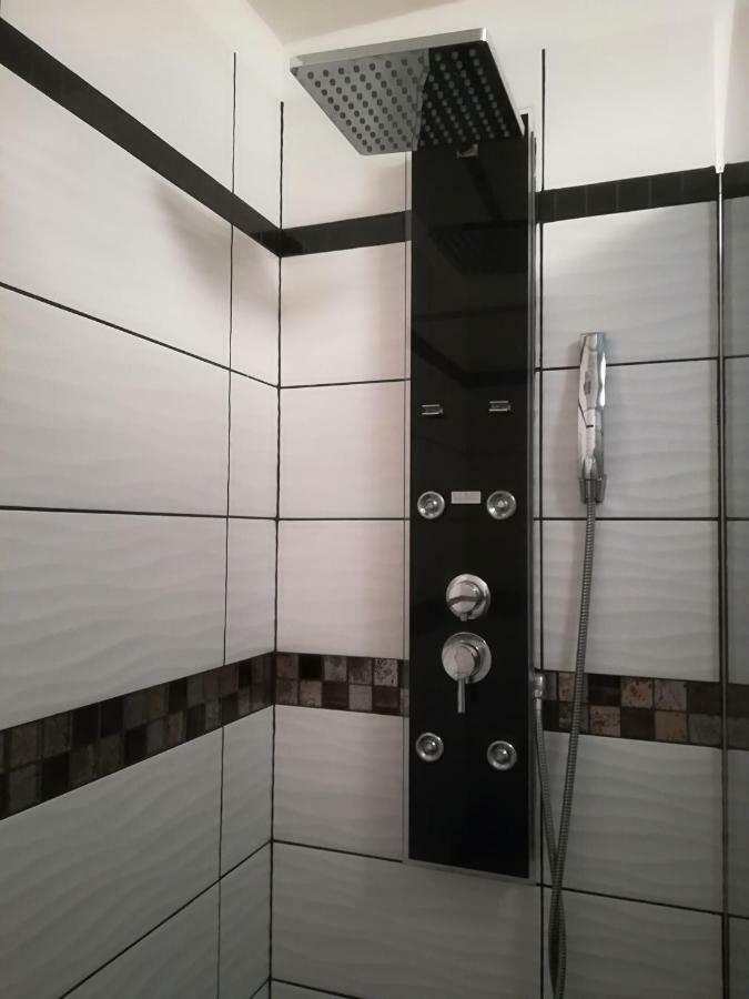 Appartement Meuble De Tourisme 圣皮埃尔 外观 照片