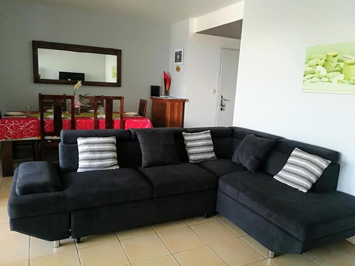 Appartement Meuble De Tourisme 圣皮埃尔 外观 照片