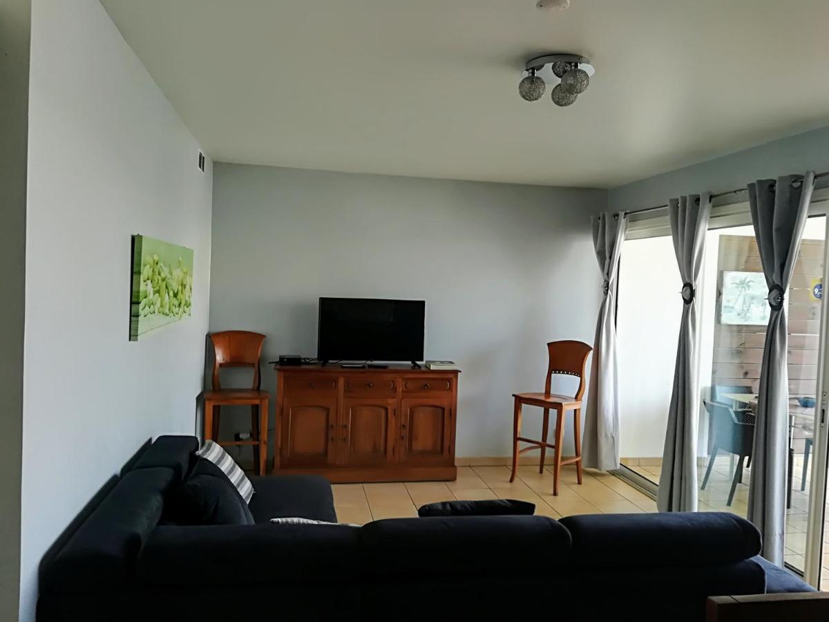 Appartement Meuble De Tourisme 圣皮埃尔 外观 照片